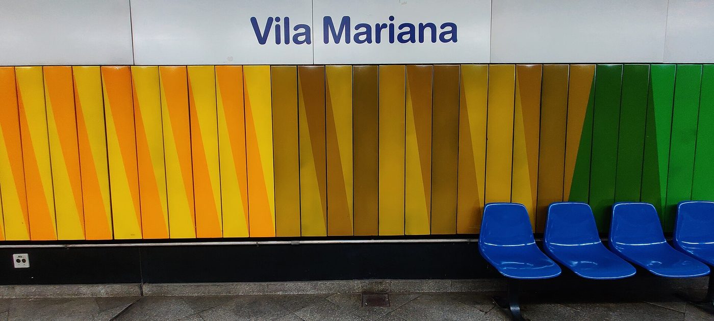 Plataforma da estação Vila Mariana